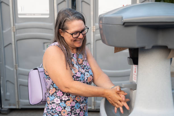 Best Luxury portable toilet rental  in Henderson, LA
